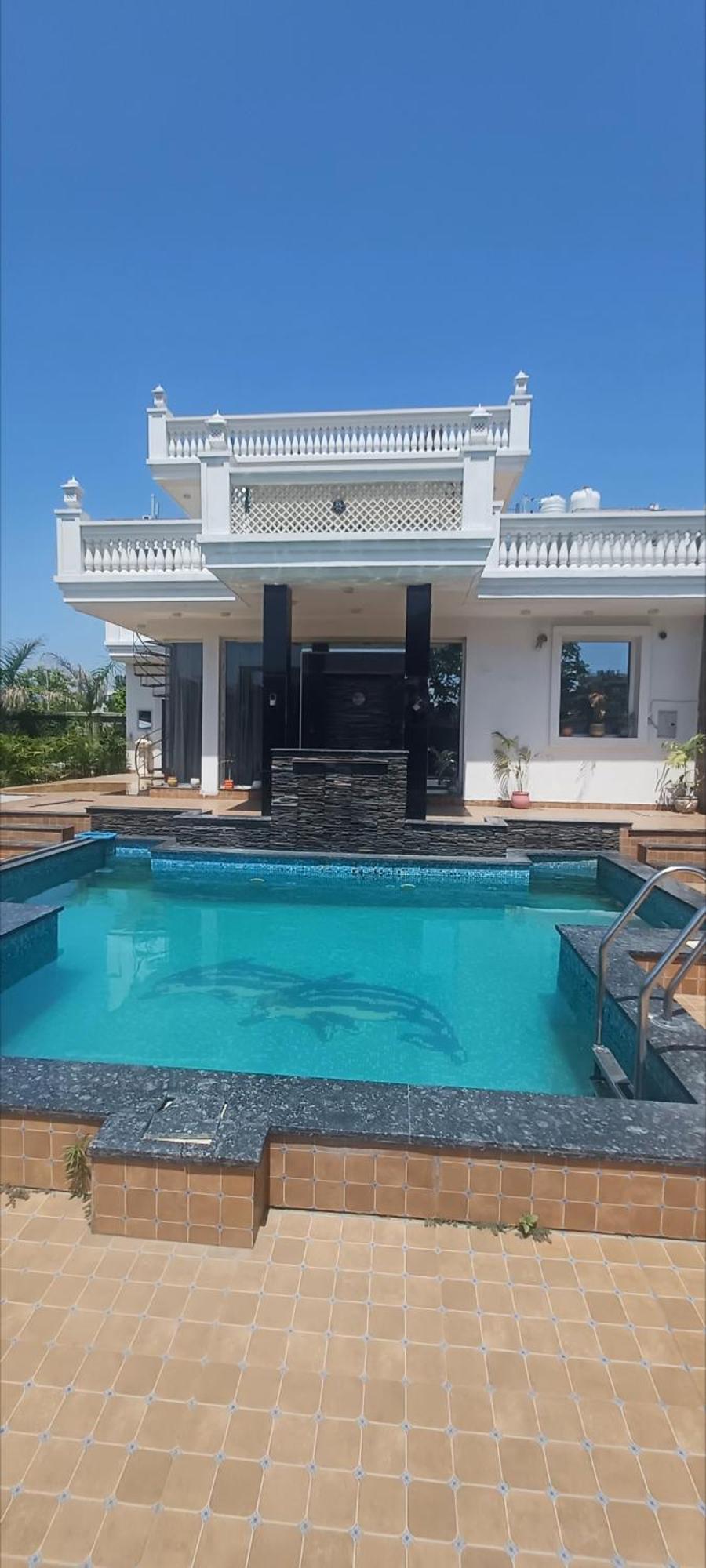 Greystone Villa, Swiming Pool , Bbq , Big Garden, Pool Table, Party Speaker, Bathtub, Kitchen, 15Mins To Golden Temple アムリトサル エクステリア 写真
