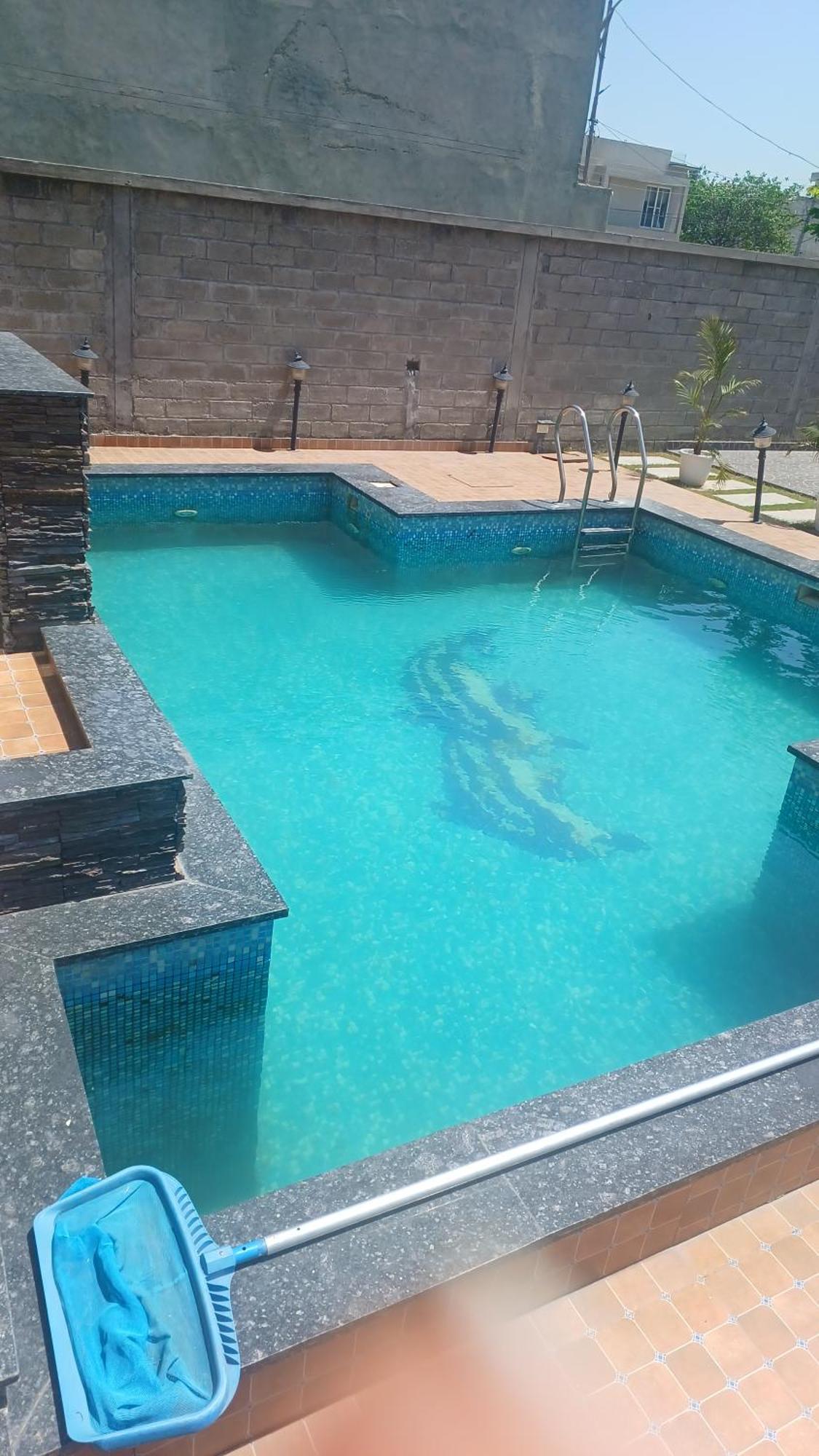 Greystone Villa, Swiming Pool , Bbq , Big Garden, Pool Table, Party Speaker, Bathtub, Kitchen, 15Mins To Golden Temple アムリトサル エクステリア 写真